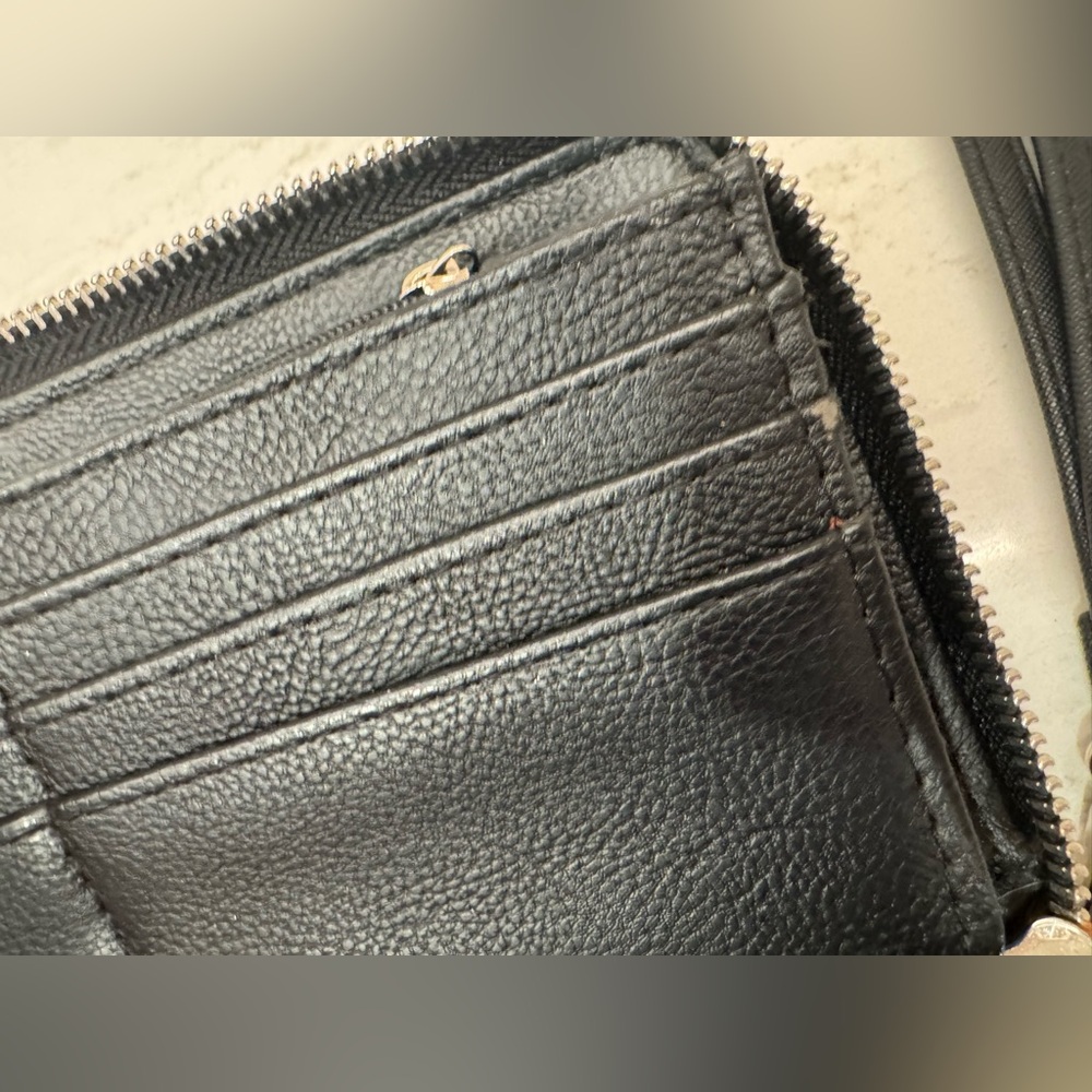 Steve Madden Black Zip-Around Wristlet Wallet Clutch – Multi-Card Organizer 🖤✨ - Picture 6 of 8